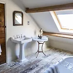 Seaves Mill Holiday home *